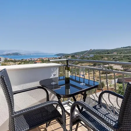 Lydia Hébergement de vacances *